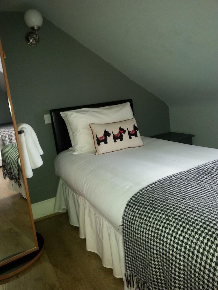 Отель Edinburgh Townhouse Экстерьер фото