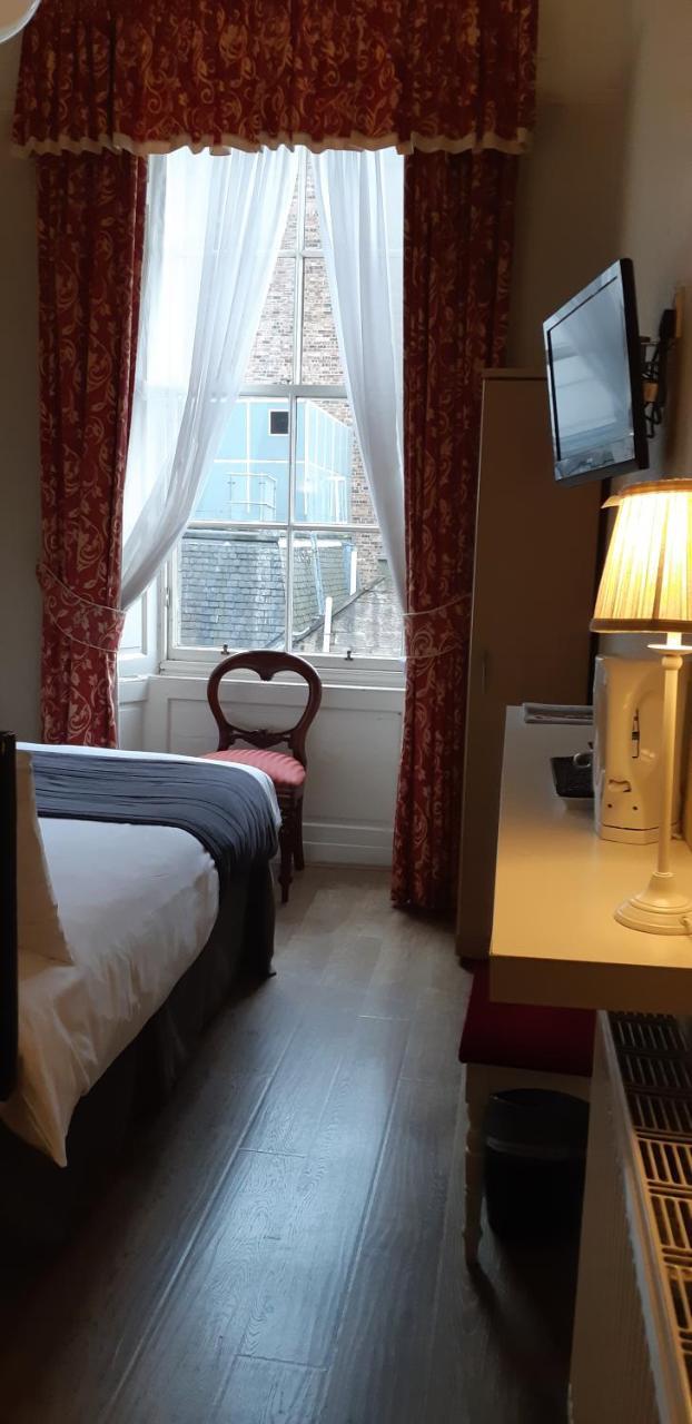 Отель Edinburgh Townhouse Экстерьер фото