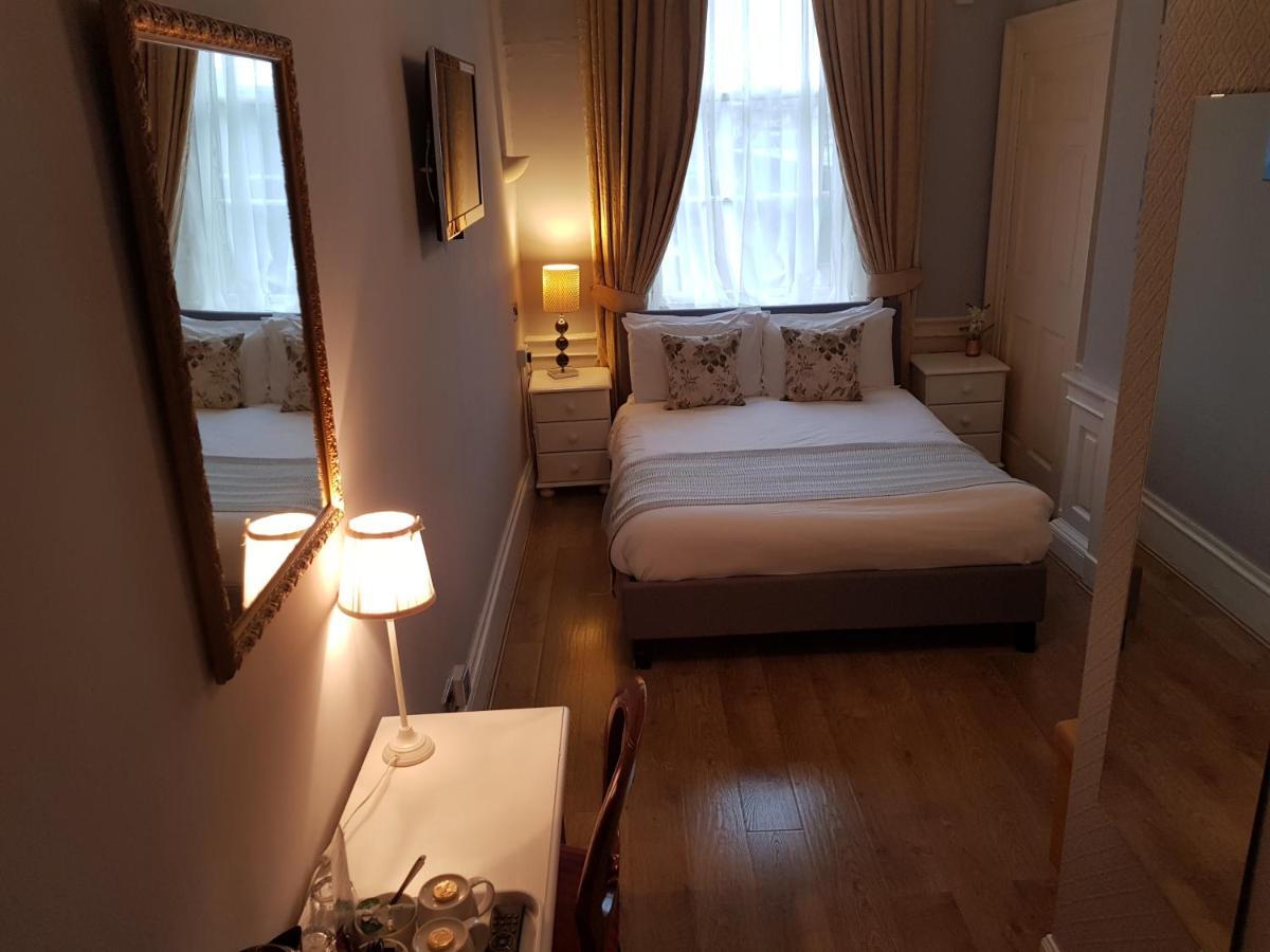 Отель Edinburgh Townhouse Экстерьер фото